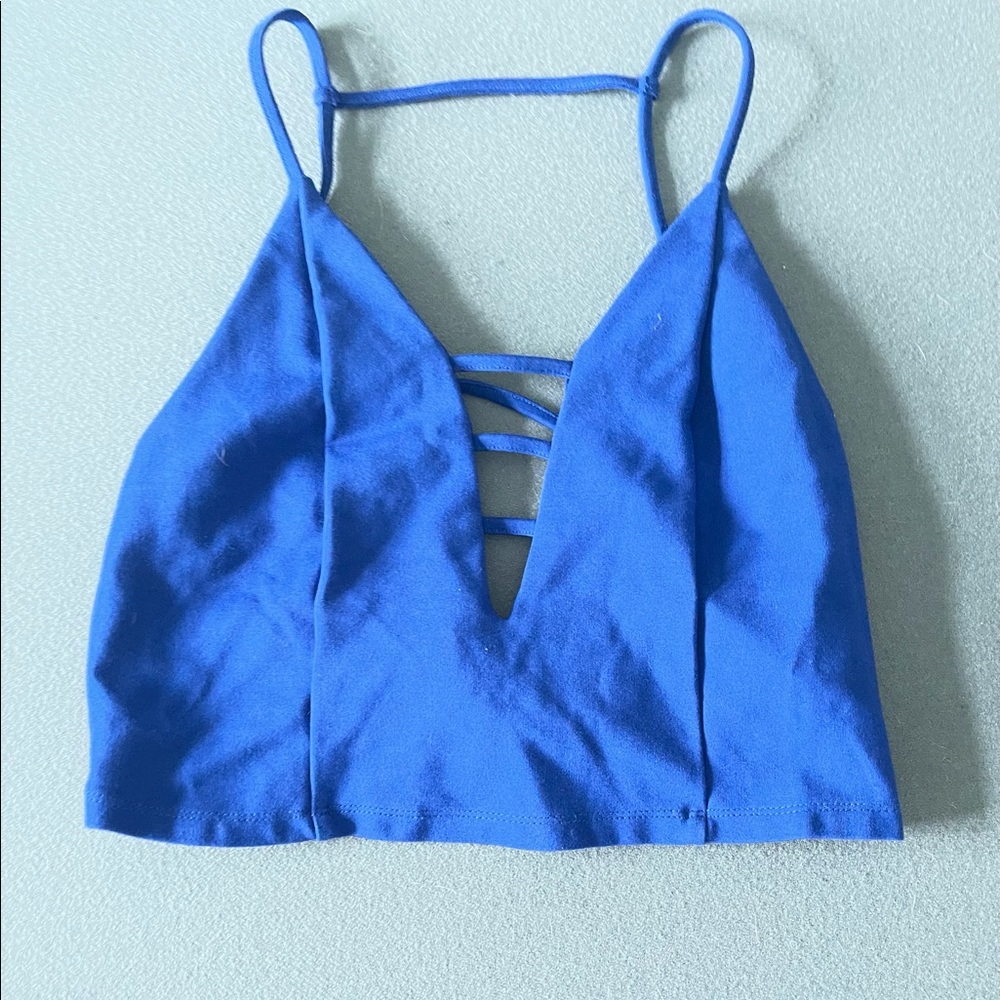 Deep V crop top!!